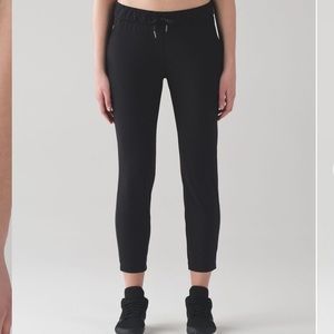 Lululemon On The Fly Pant